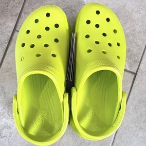 CROCS Bae Neon Green platform Clog